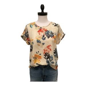 Maurice’s Women’s Floral Zip- back Blouse Size X-Small